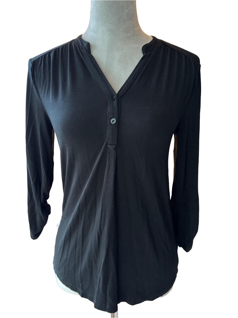 Cable & Gauge Black VNeck Henley Roll Tab Ruched Sleeve Top Blouse XS Minimalist